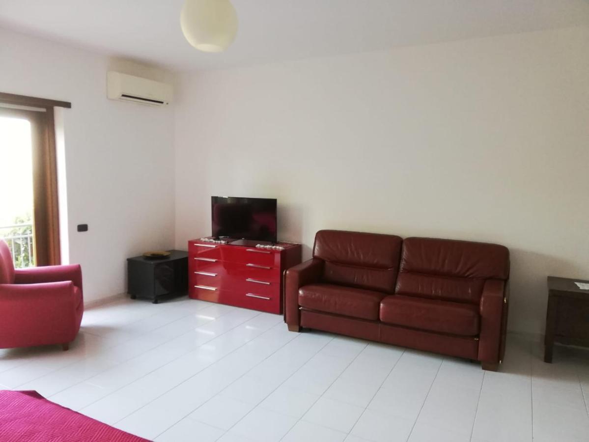 Appartamento Perito Exteriér fotografie
